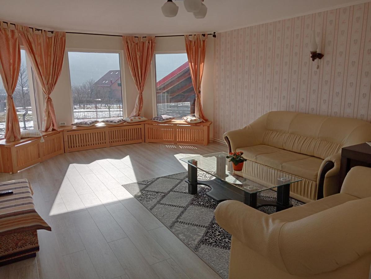Casa Popa Hotell Gura Humorului Exteriör bild